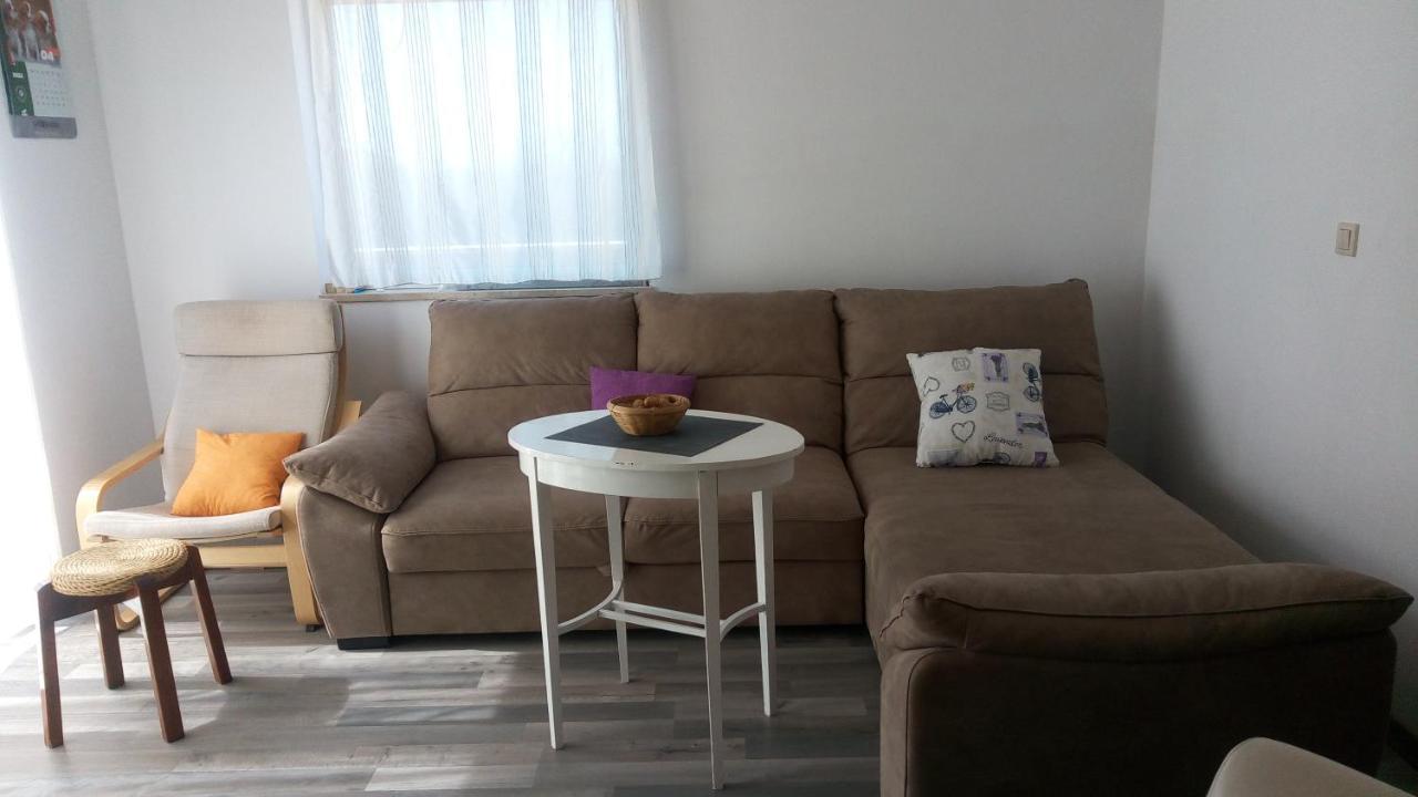 Apartman Perci Vrh Tar-Vabriga Esterno foto