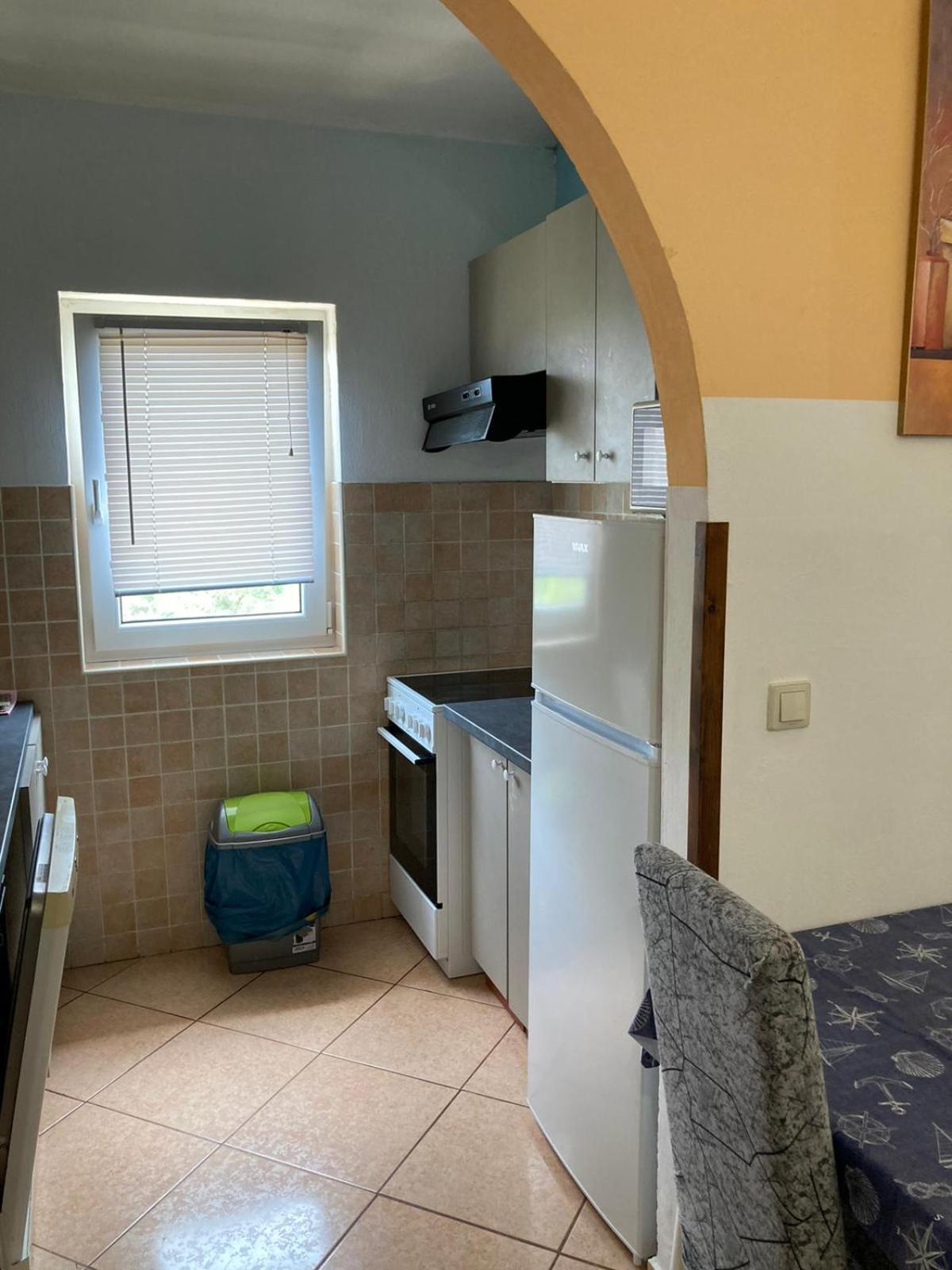 Apartman Perci Vrh Tar-Vabriga Esterno foto